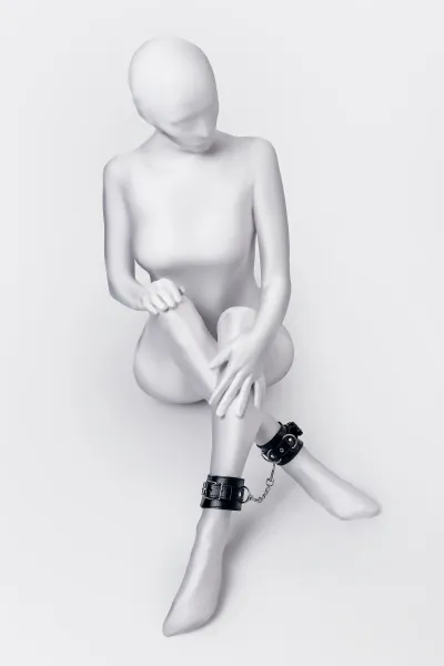 Поножи Anonymo.PU кожа, черные, 26,5 см